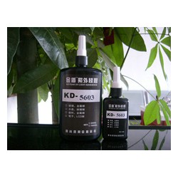 可以粘PC有哪些膠水，PC與玻璃該怎么粘，玻璃粘PC膠水