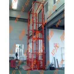 升降機廠家——想買固定導(dǎo)軌式升降機上濟南翔鵬升降機械