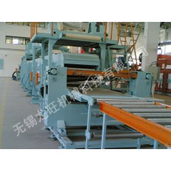 聚氨酯成型機(jī)認(rèn)準(zhǔn)龍旺機(jī)械，聚氨酯壓型機(jī)