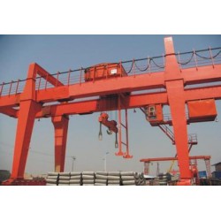 山東雙梁橋式起重機(jī)哪里好？還是泰安龍起重工好！！