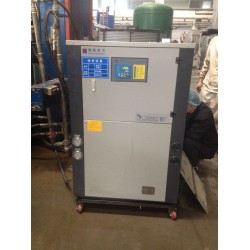 BS風(fēng)冷式冷水機，上海水冷式冷水機，BSL螺桿式冷水機