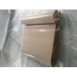 廠家直銷鐵氟龍輸送帶、復(fù)合帶、封口機(jī)帶及各種規(guī)格無縫帶