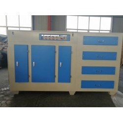 UV光氧活性炭一體機(jī)多少錢，河北環(huán)保設(shè)備生產(chǎn)廠家